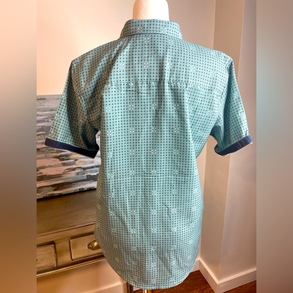 NEW Boys Geo Print Short Sleeve Button Down Shirt Size L - Picture 4 of 5